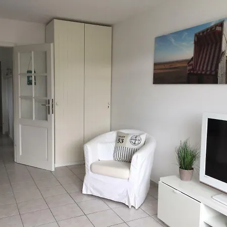 Kleiner Wattlaufer- Ferienwohnung Unter Reet Apartament *
